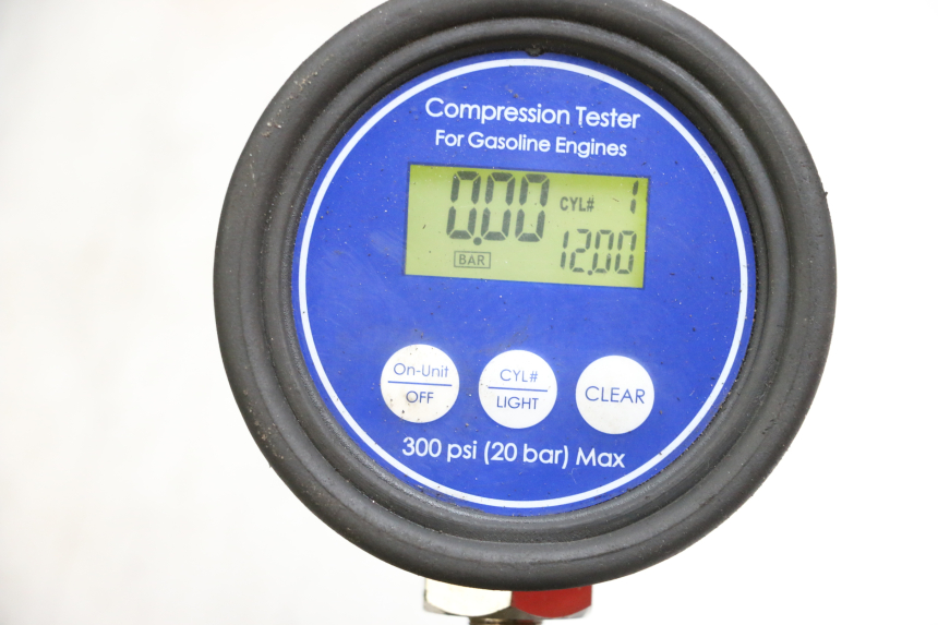 photo de SILNIK SYM JOYRIDE EVO 125 (2009 - 2016) - Alternatywny kąt