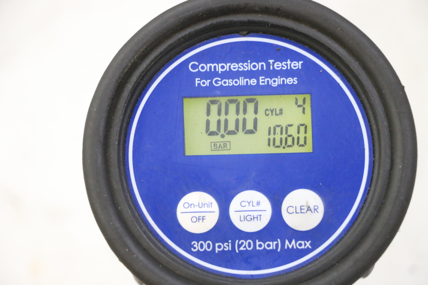 photo de SILNIK KAWASAKI ZR7 ZR-7 S 750 (1999 - 2004) - Widok ogólny