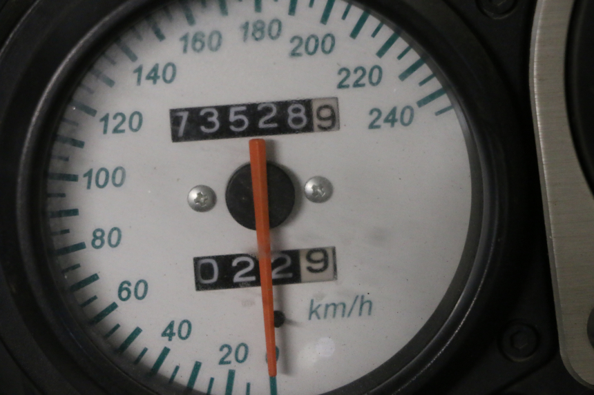 photo de SILNIK KAWASAKI ZR7 ZR-7 S 750 (1999 - 2004) - Punkty mocowania