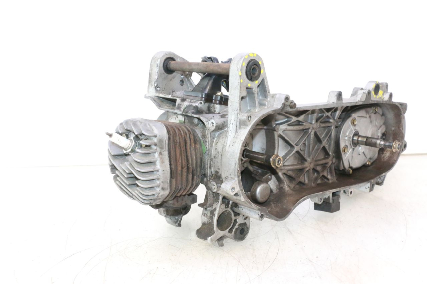 photo de SILNIK PEUGEOT KISBEE 2T 50 (2010 - 2017) - Oznaczenia i referencje