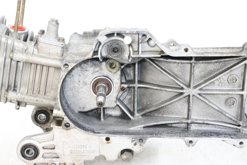 photo de SILNIK PEUGEOT KISBEE 4T 50 (2010 - 2017) - Szczegóły charakterystyczne