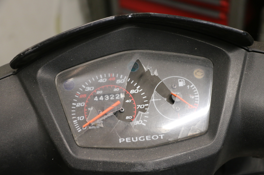 photo de SILNIK PEUGEOT KISBEE 4T 50 (2018 - 2022) - Widok produktu