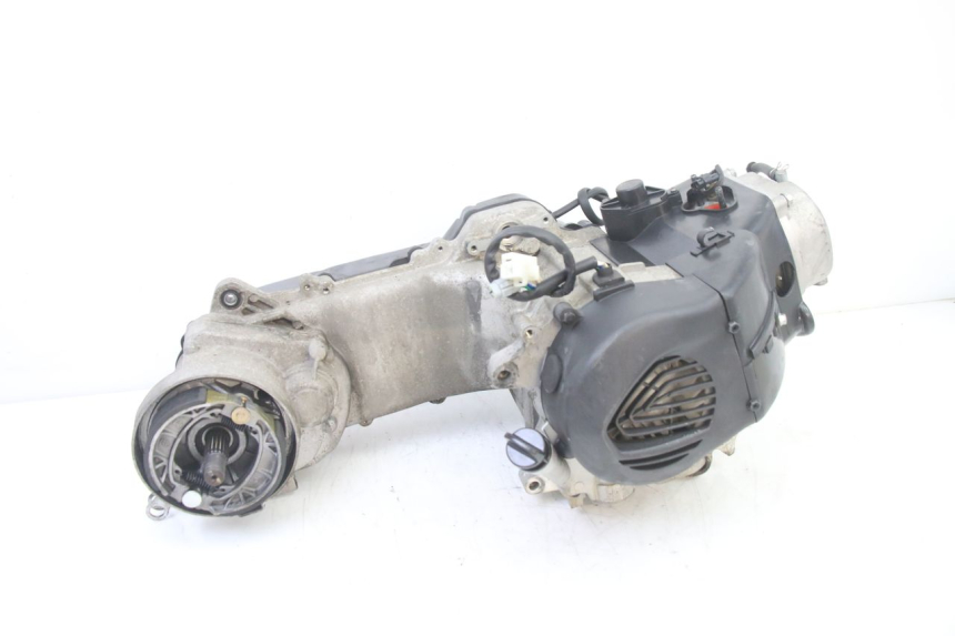 photo de SILNIK PEUGEOT KISBEE 4T 50 (2018 - 2022) - Zbliżenie techniczne