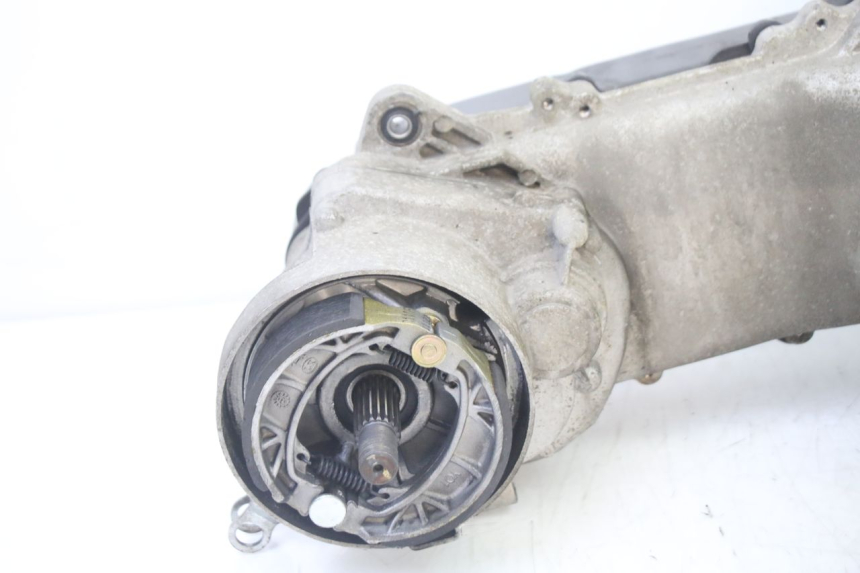 photo de SILNIK PEUGEOT KISBEE 4T 50 (2018 - 2022) - Widok ogólny