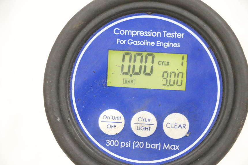 photo de SILNIK PEUGEOT KISBEE 4T 50 (2010 - 2017) - Zoom stanu zużycia