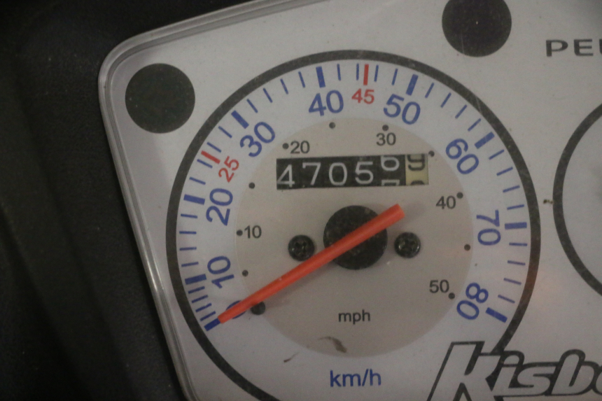 photo de SILNIK PEUGEOT KISBEE 4T 50 (2010 - 2017) - Inny kąt widzenia