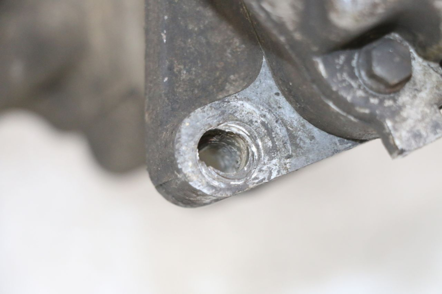 photo de SILNIK PEUGEOT KISBEE 4T 50 (2010 - 2017) - Punkty mocowania