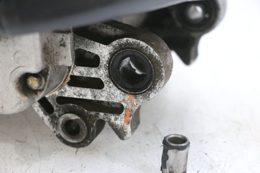 photo de SILNIK PEUGEOT KISBEE 4T 50 (2018 - 2022) - Zoom jakości