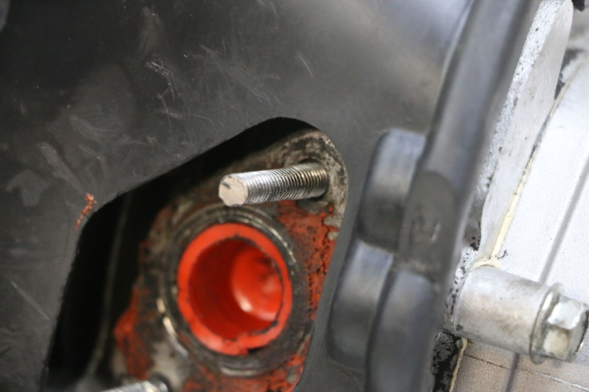 photo de SILNIK PEUGEOT KISBEE 4T 50 (2018 - 2022) - Zoom stanu zużycia