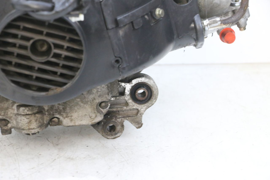 photo de SILNIK PEUGEOT KISBEE 4T 50 (2010 - 2017) - Zbliżenie komponentów