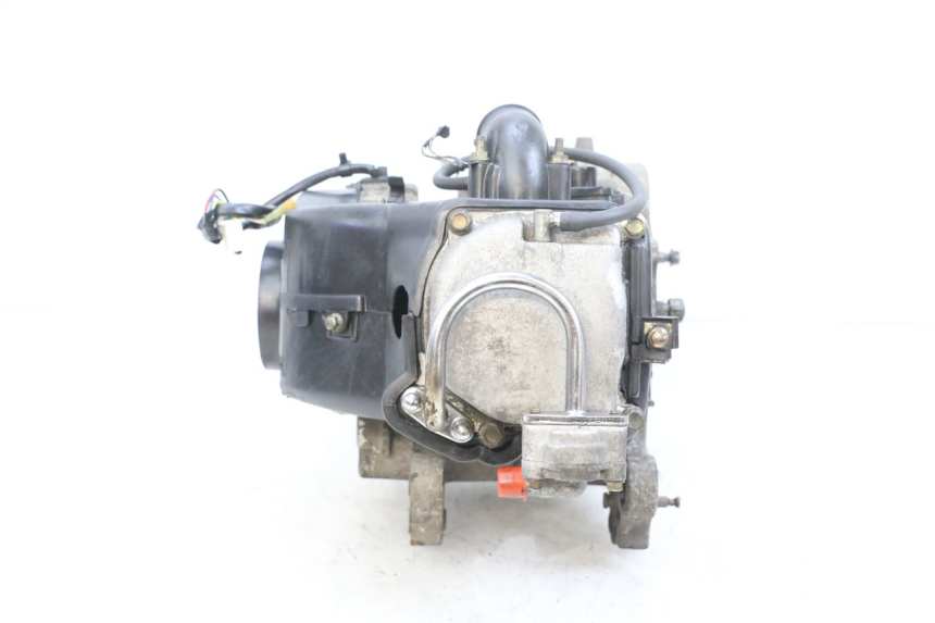 photo de SILNIK PEUGEOT KISBEE 4T 50 (2010 - 2017) - Struktura - zbliżenie