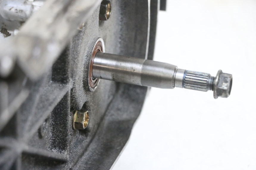 photo de SILNIK PEUGEOT KISBEE 4T 50 (2010 - 2017) - Alternatywny kąt