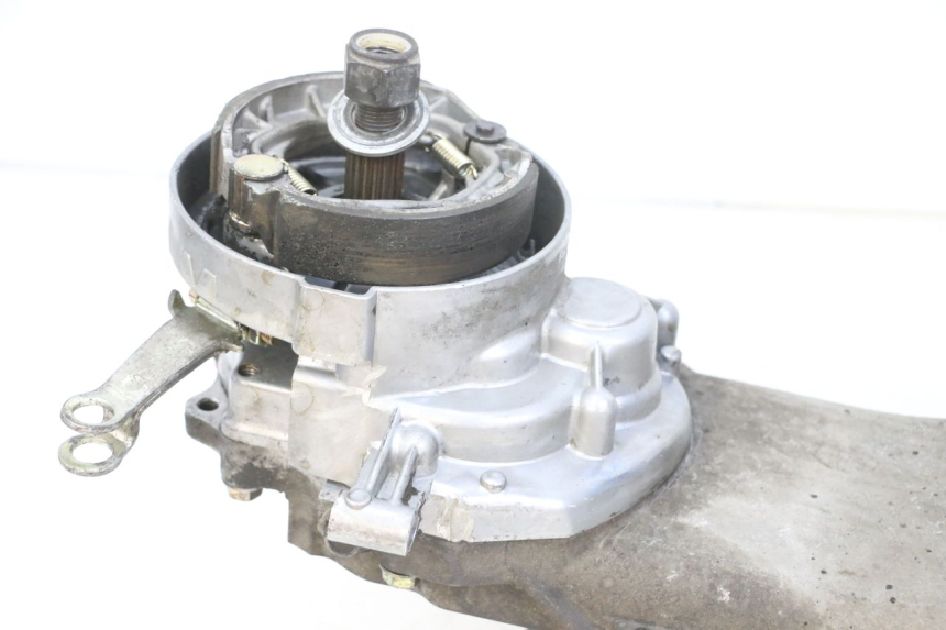 photo de SILNIK PEUGEOT KISBEE 4T 50 (2010 - 2017) - Zoom stanu zużycia