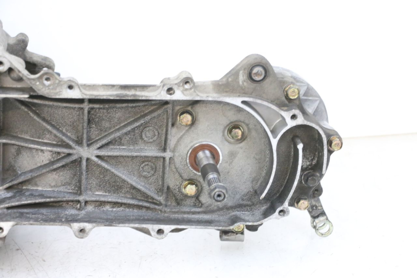 photo de SILNIK PEUGEOT KISBEE 4T 50 (2010 - 2017) - Zoom stanu zużycia