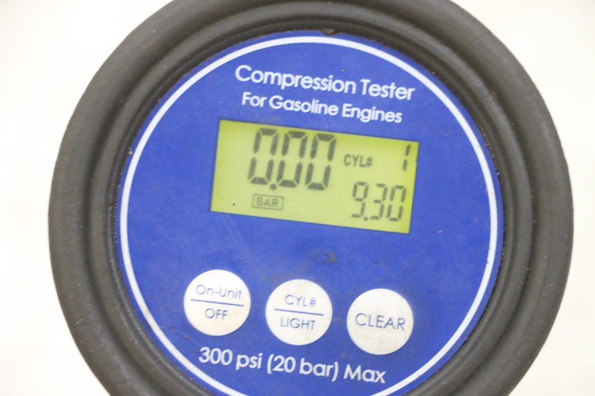 photo de SILNIK PEUGEOT KISBEE 4T 50 (2010 - 2017) - Inny kąt widzenia