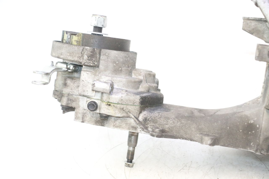 photo de SILNIK PEUGEOT KISBEE 4T 50 (2023 - 2026) - Stan powierzchni