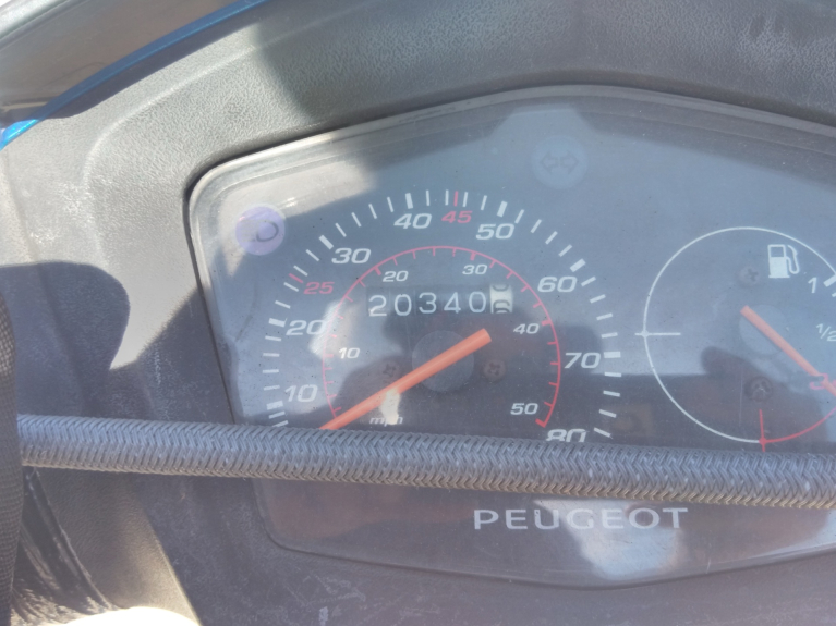 photo de SILNIK PEUGEOT KISBEE 4T 50 (2018 - 2022) - Zoom stanu zużycia