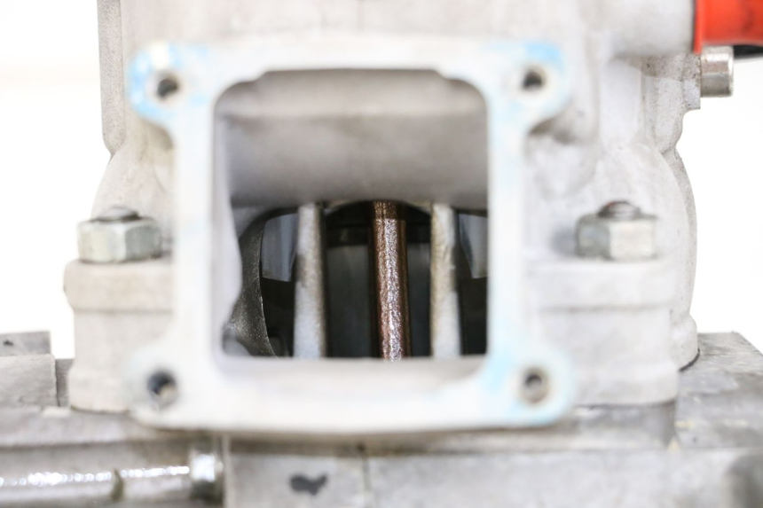 photo de SILNIK KAWASAKI KX 85 (2014 - 2021) - Zbliżenie komponentów