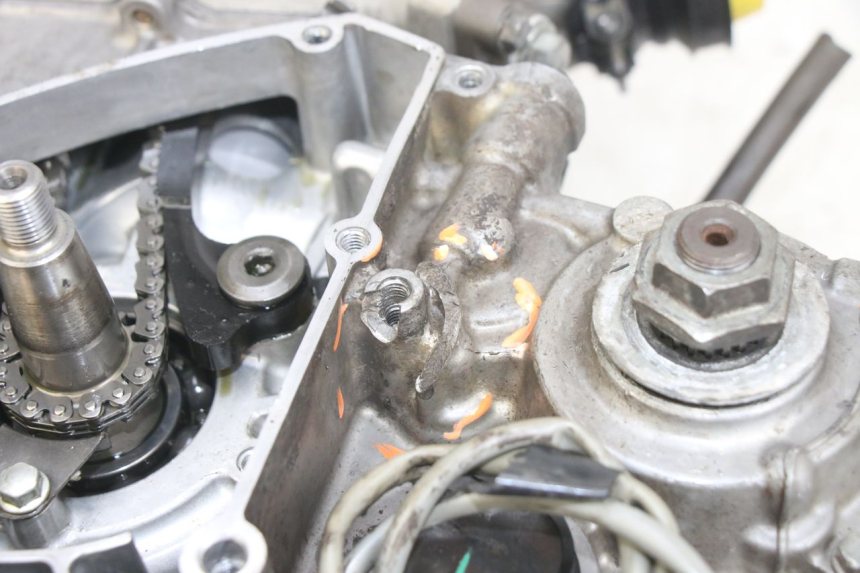 photo de SILNIK KAWASAKI KXF KX-F 250 (2012 - 2014) - Zoom stanu zużycia