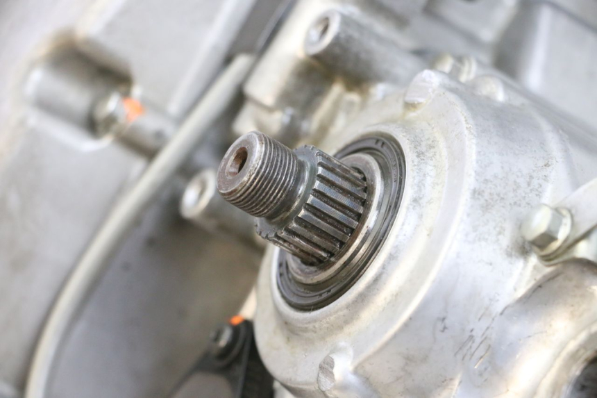 photo de SILNIK KAWASAKI KXF KX-F 250 (2017 - 2019) - Zoom stanu zużycia