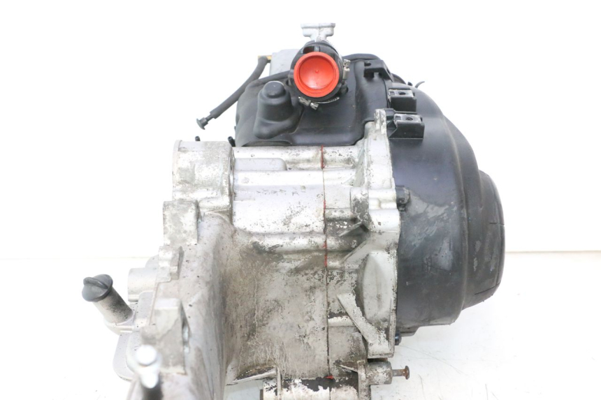 photo de SILNIK PIAGGIO LIBERTY IGET 4T 50 (2021 - 2025) - Zoom stanu zużycia