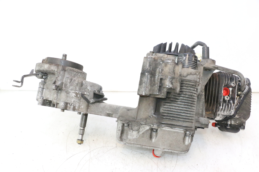 photo de SILNIK PIAGGIO LIBERTY 125 (1998 - 2008) - Inny kąt widzenia