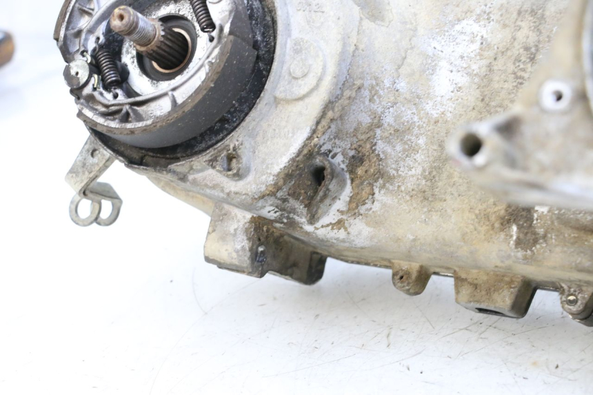 photo de SILNIK PEUGEOT LUDIX 50 (2005 - 2007) - Inny kąt widzenia