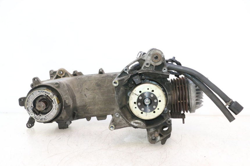 photo de SILNIK PEUGEOT LUDIX SNAKE 2T 50 (2004 - 2014) - Alternatywny kąt