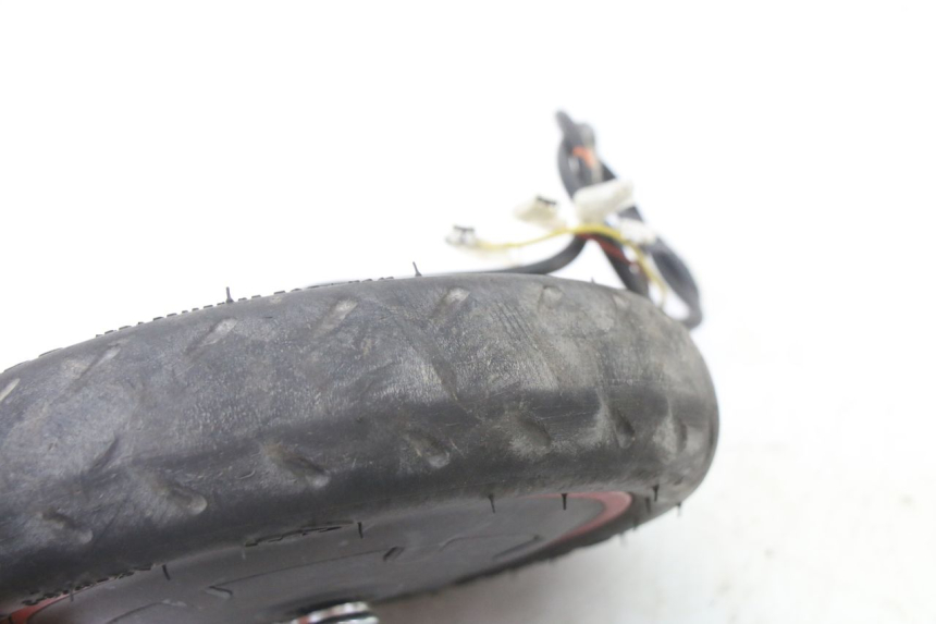 photo de SILNIK XIAOMI MI PRO 2 1 - Zbliżenie techniczne