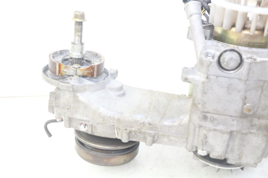 photo de SILNIK ZHONGYU MOVIDAS ZY125T-2 125 (2004 - 2014) - Szczegół części