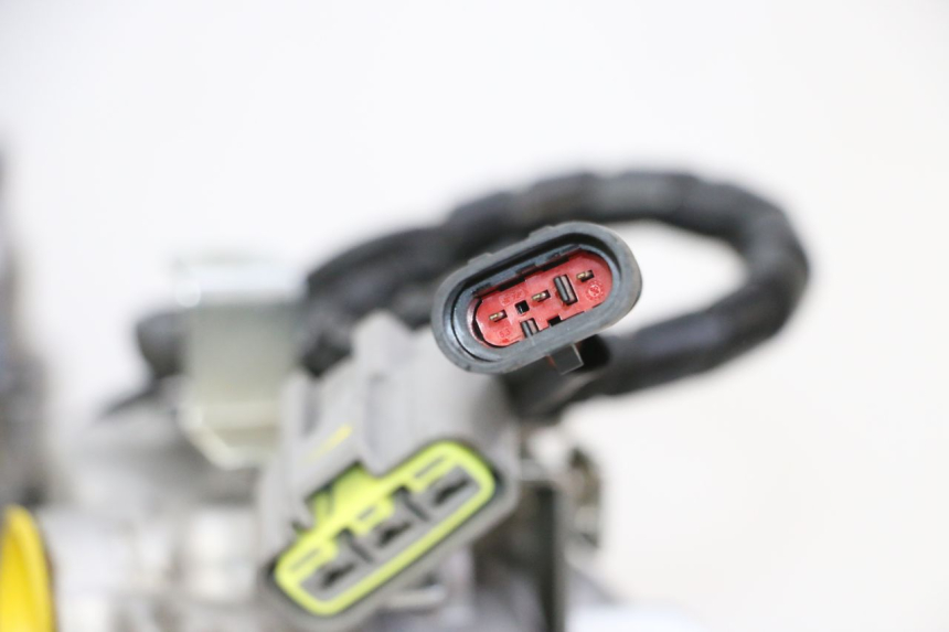 photo de SILNIK PIAGGIO MP3 HPE 310 (2024 - 2025) - Zoom stanu zużycia