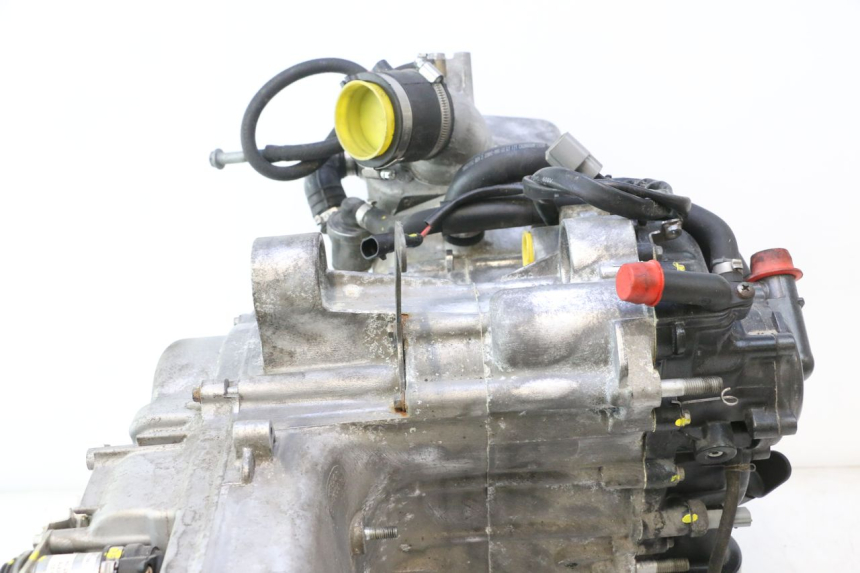photo de SILNIK PIAGGIO MP3 HPE 530 (2022 - 2026) - Zoom stanu zużycia