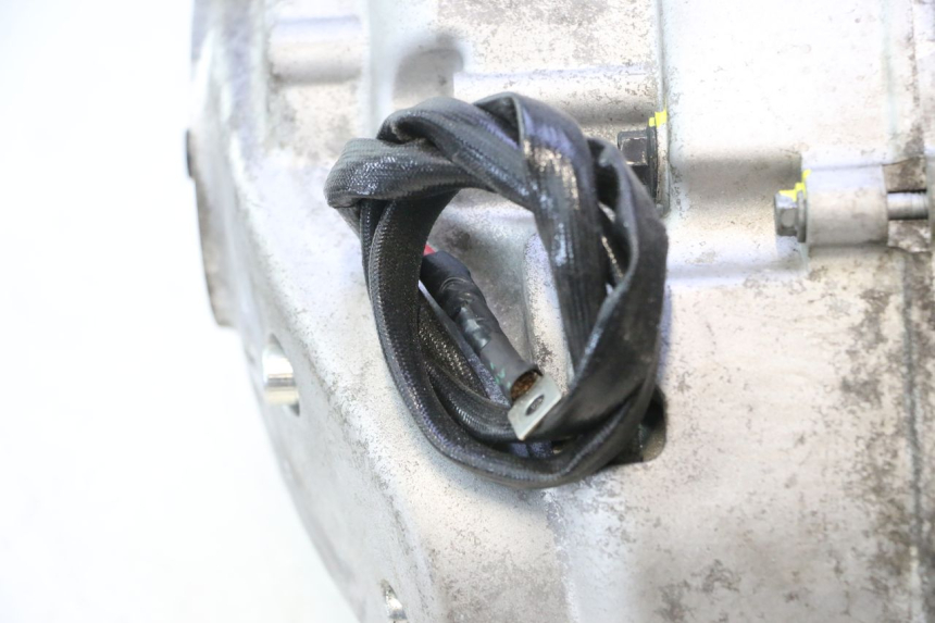 photo de SILNIK PIAGGIO MP3 HPE 530 (2022 - 2026) - Zbliżenie techniczne