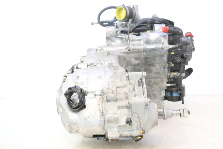 photo de SILNIK PIAGGIO MP3 HPE 530 (2022 - 2026) - Widok ogólny
