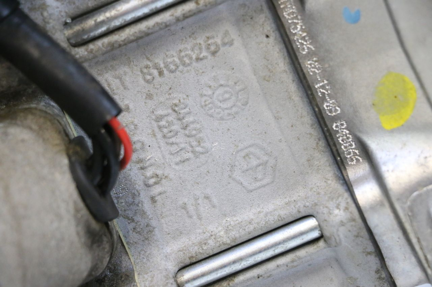 photo de SILNIK PIAGGIO MP3 LT 400 (2007 - 2012) - Widok z bliska