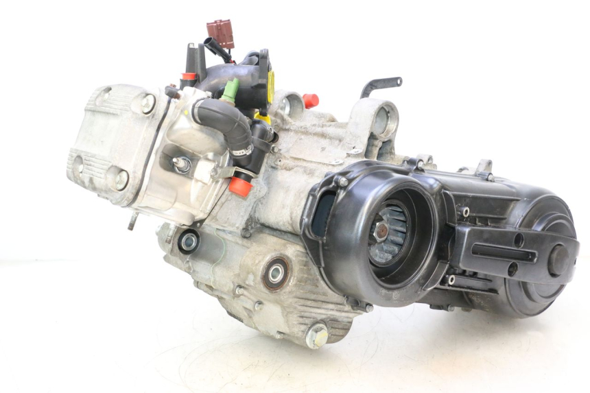 photo de SILNIK PIAGGIO MP3 LT 400 (2007 - 2012) - Widok profilu