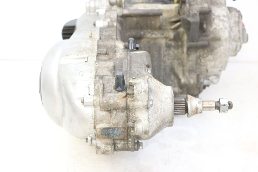 photo de SILNIK PIAGGIO MP3 RL 250 (2006 - 2010) - Widok z bliska