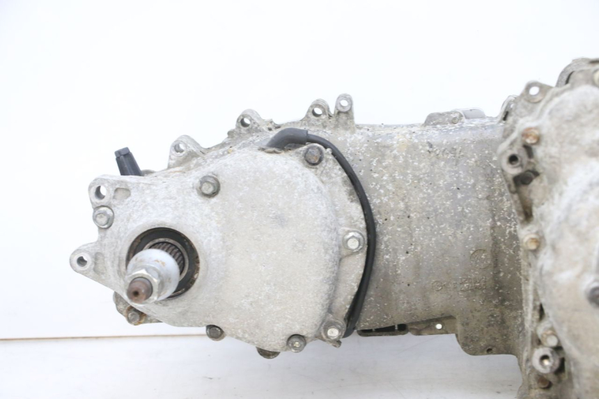 photo de SILNIK PIAGGIO MP3 RL 250 (2006 - 2010) - Szczegóły charakterystyczne