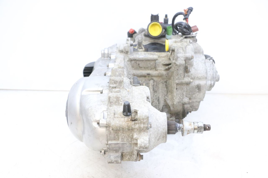 photo de SILNIK PIAGGIO MP3 RL 250 (2006 - 2010) - Punkty mocowania