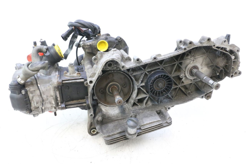 photo de SILNIK PIAGGIO MP3 RL 250 (2006 - 2010) - Widok główny