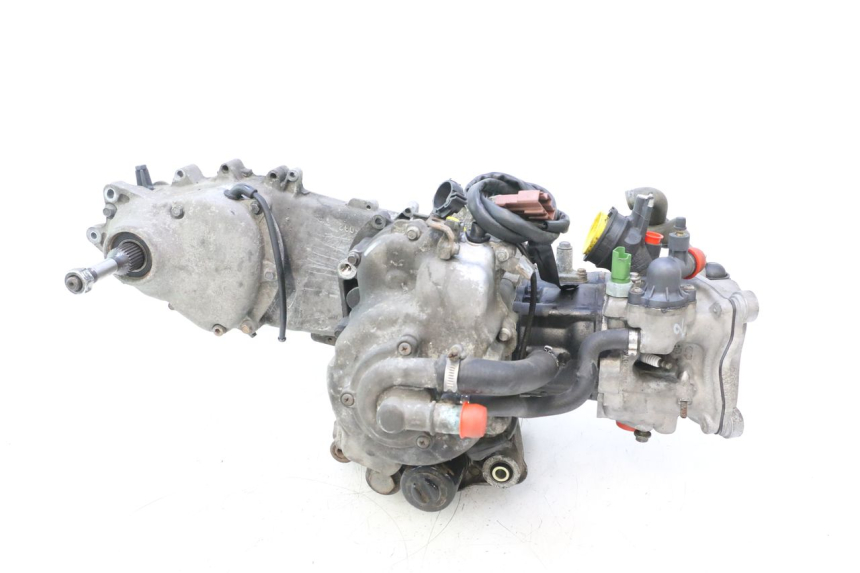 photo de SILNIK PIAGGIO MP3 RL 250 (2006 - 2010) - Widok ogólny