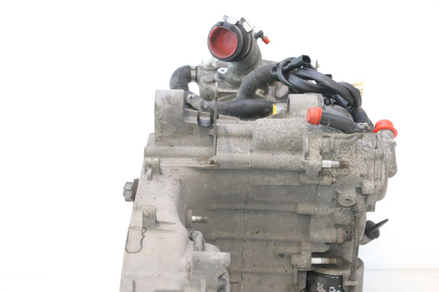 photo de SILNIK PIAGGIO MP3 500 (2016 - 2018) - Szczegóły charakterystyczne