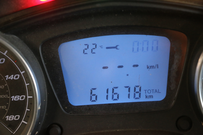 photo de SILNIK PIAGGIO MP3 500 (2016 - 2018) - Zbliżenie techniczne