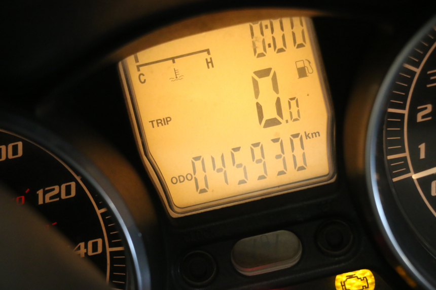 photo de SILNIK PIAGGIO MP3 125 (2006 - 2014) - Zbliżenie techniczne