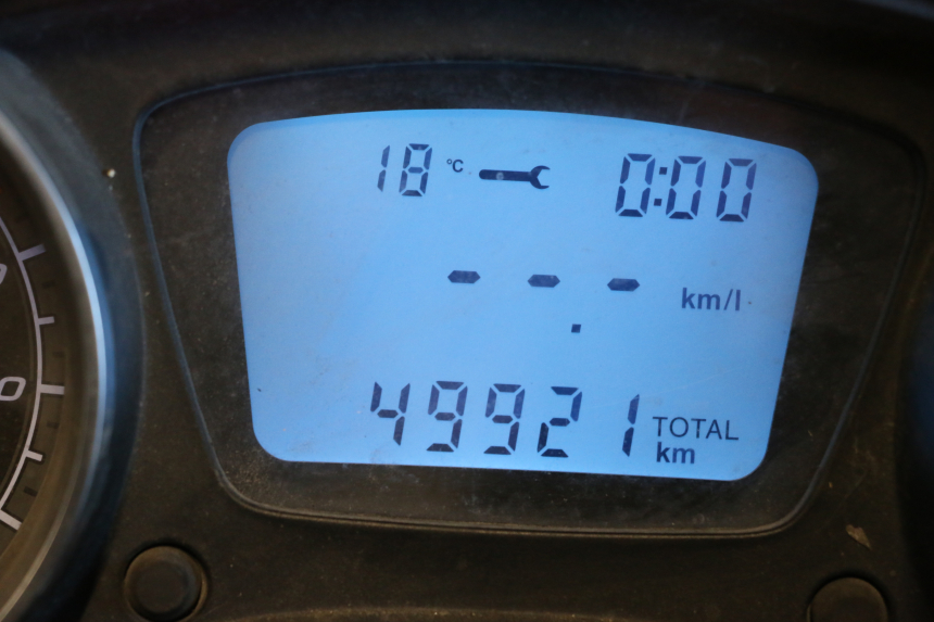 photo de SILNIK PIAGGIO MP3 500 (2016 - 2018) - Szczegół części