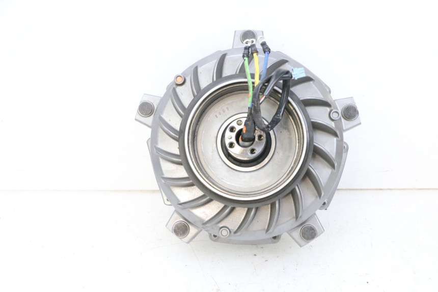 photo de SILNIK YAMAHA NEO'S CORE 1 (2022 - 2026) - Zbliżenie techniczne