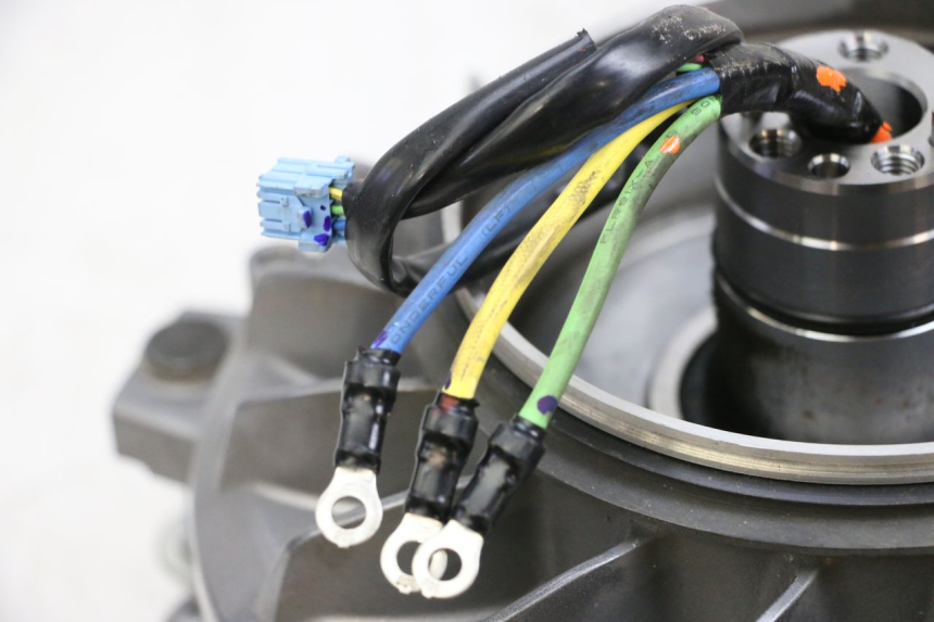 photo de SILNIK YAMAHA NEO'S CORE 1 (2022 - 2026) - Stan powierzchni