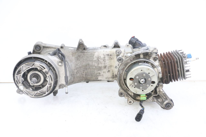 photo de SILNIK PIAGGIO NEW TYPHOON 50 (2018 - 2021) - Widok profilu