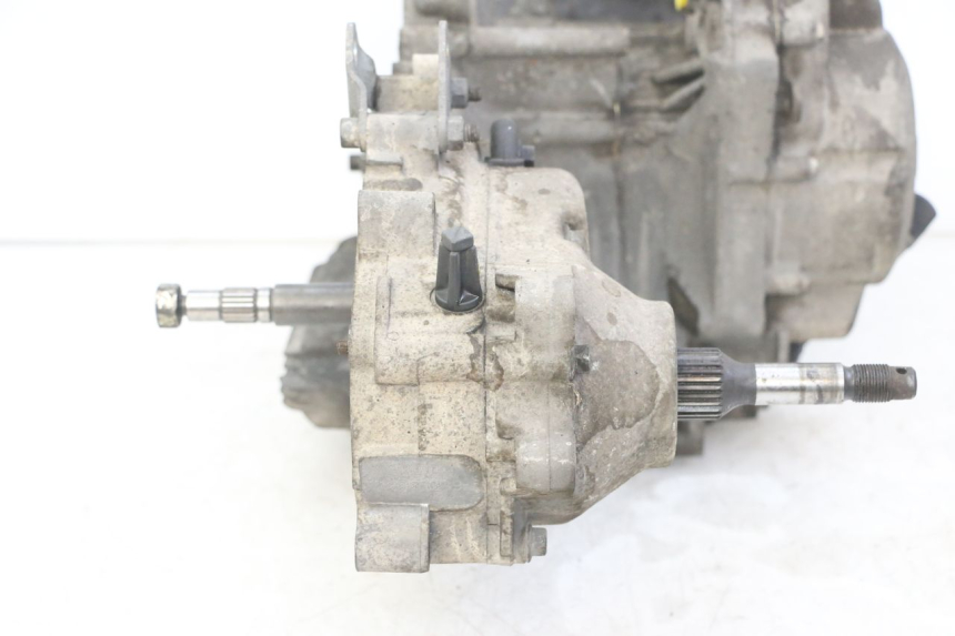 photo de SILNIK GILERA NEXUS 125 (2009 - 2013) - Struktura - zbliżenie