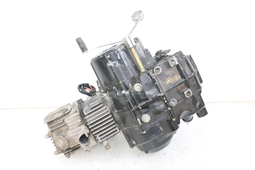 photo de SILNIK NITRO MOTORS SPEEDY 125 - Punkty mocowania